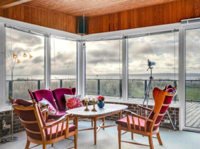 Holiday Home Dzavid - 10m from the sea by Interhome, Knebel